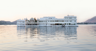 udaipur lake
